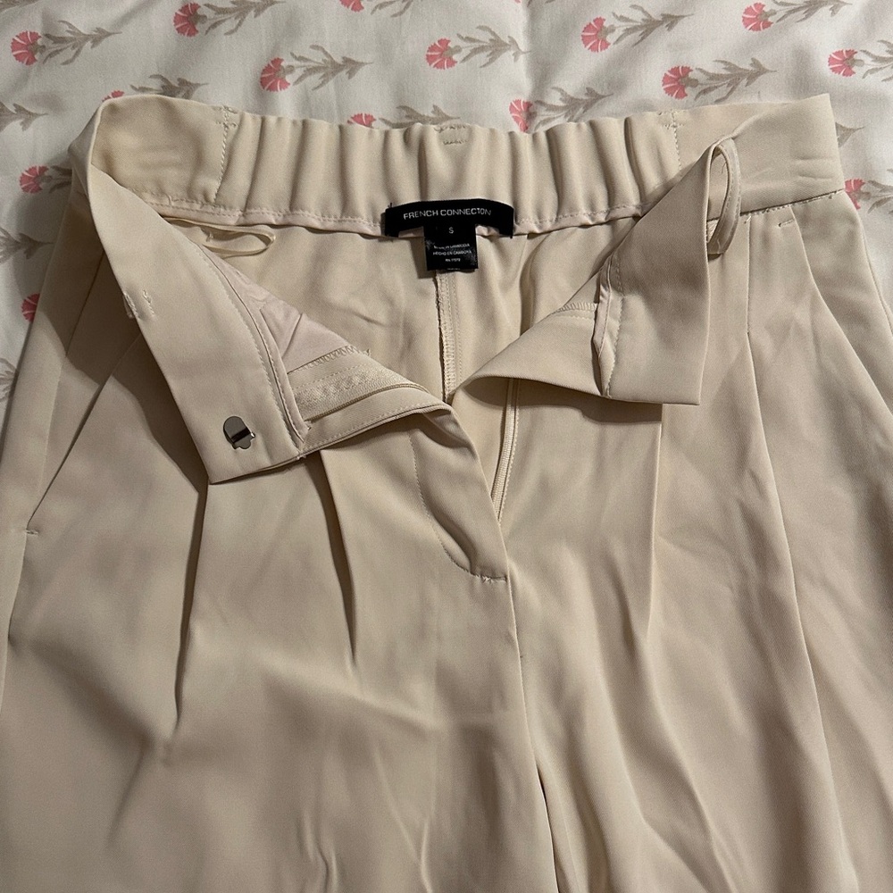 French Connection Beige Dress Pants Slacks